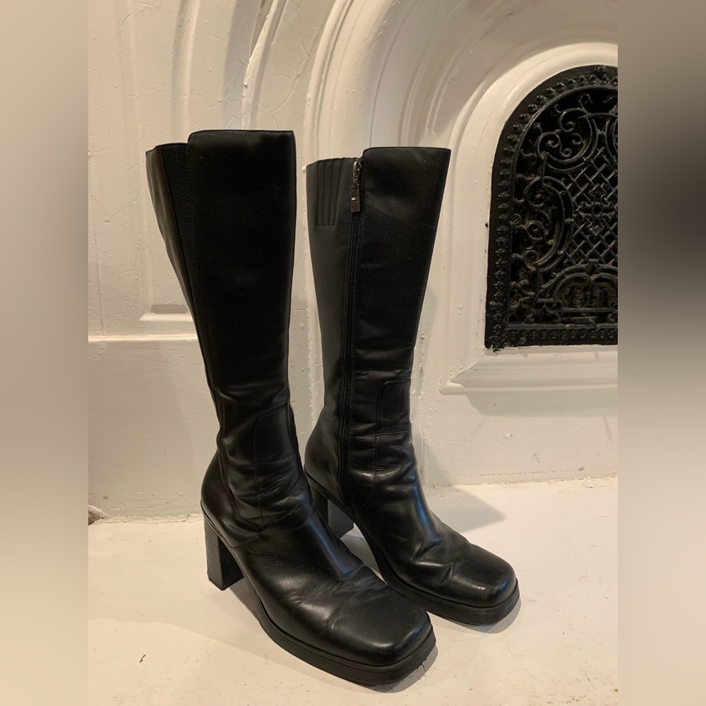 Elegant Black Leather Knee-High Boots